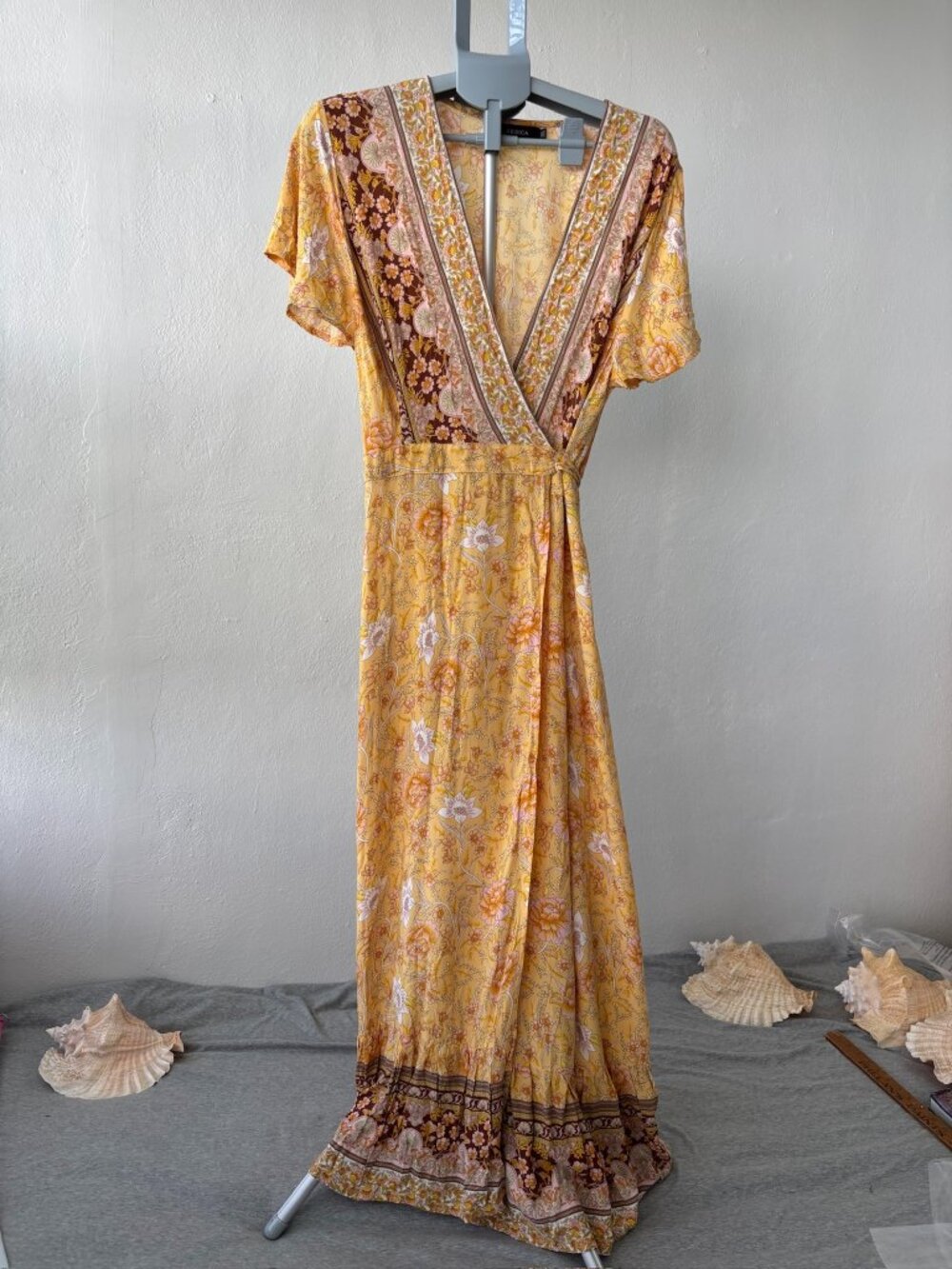 Zesica Bohemian Floral Wrap Maxi Dress Womens 2XL Yellow Flutter Sleeve Boho